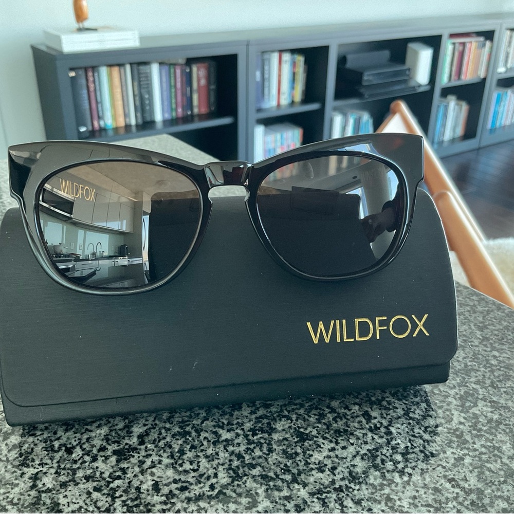 WILDFOX sunglasses